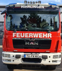 Feuerwehrfahrzeug von vorn